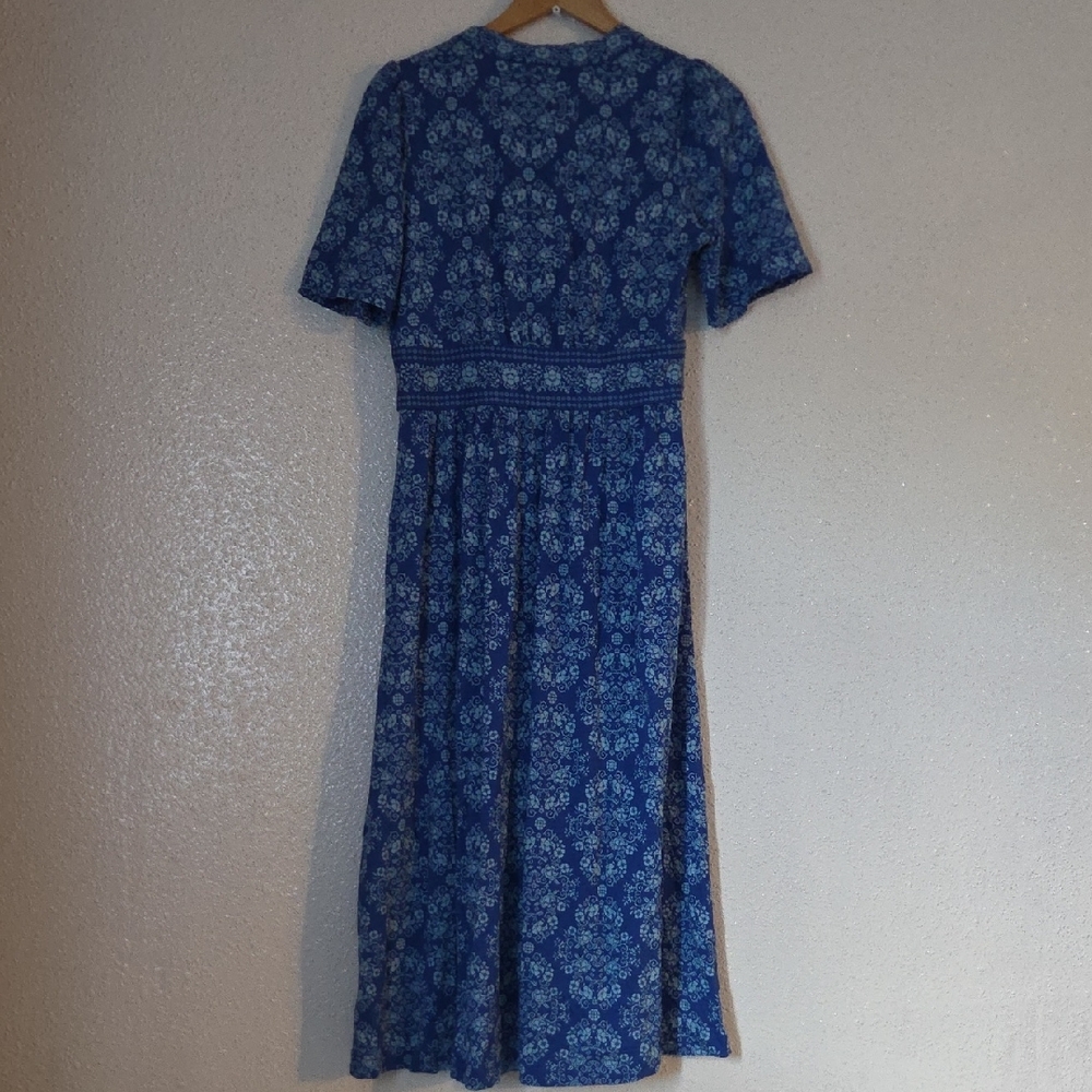 Boden Blue Floral V-Neck Midi Dress - Picture 8 of 9